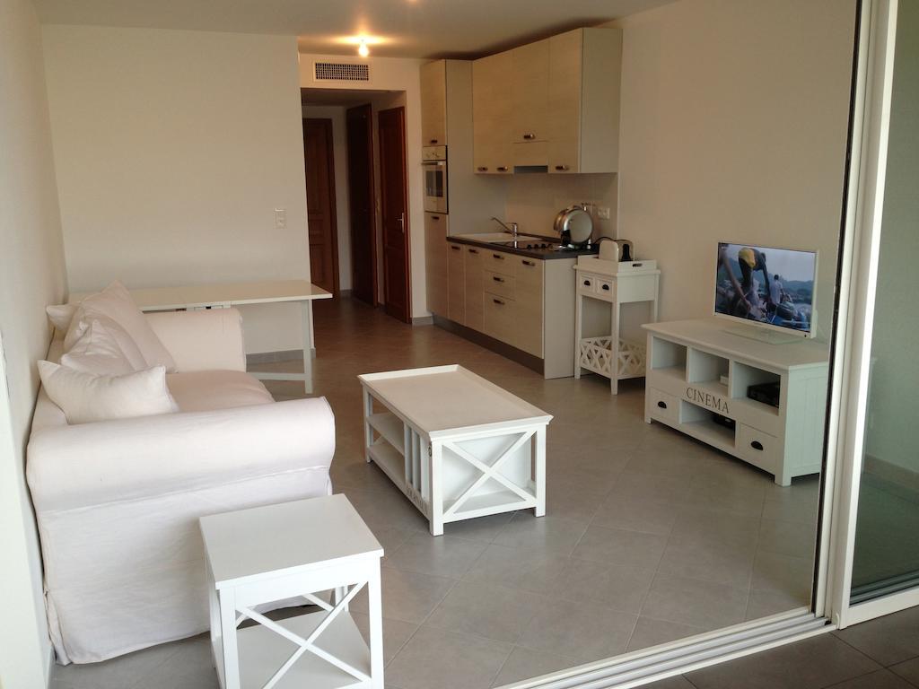 Residence Nayah-Maria Calvi  Luaran gambar